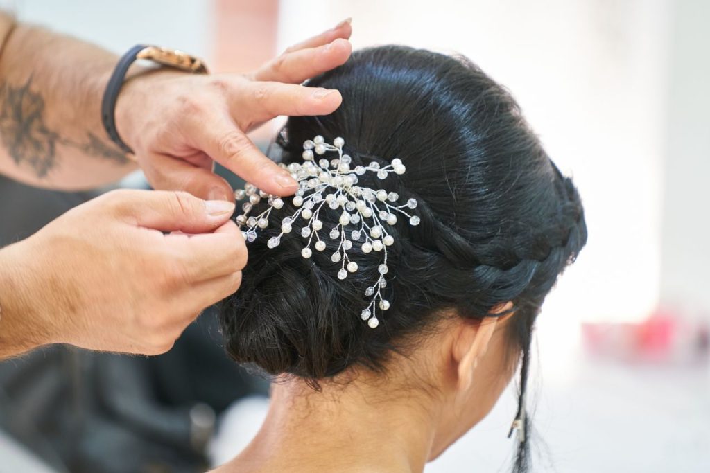 Acheter des bijoux de cheveux pour un mariage