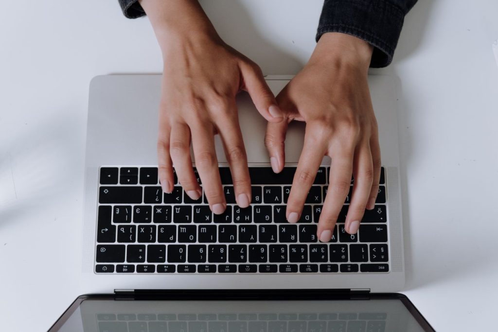 détectez un spam téléphonique grâce à l’annuaire inversé aquiestcenumero.fr